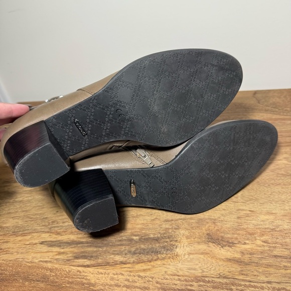 Vionic Elegant Taupe Ankle Boots, Women’s 10 - Picture 7 of 8